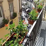 Otel Antica Repubblica In The Historical Center 2 Minutes Away,at 100mt, From The Sea 3*