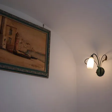 Готель Hotel Antica Repubblica In The Historical Center 2 Minutes Away,At 100Mt, From The Sea