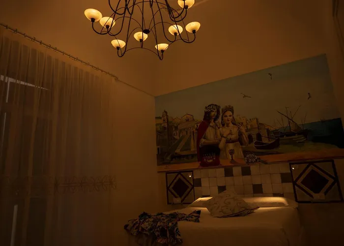 Hotel Antica Repubblica In The Historical Center 2 Minutes Away,At 100Mt, From The Sea Готель