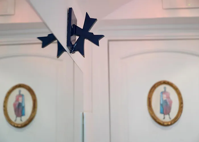 Готель Hotel Antica Repubblica In The Historical Center 2 Minutes Away,At 100Mt, From The Sea