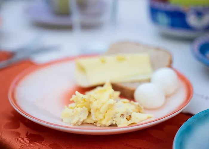 Готель Hotel Antica Repubblica In The Historical Center 2 Minutes Away,At 100Mt, From The Sea 3*