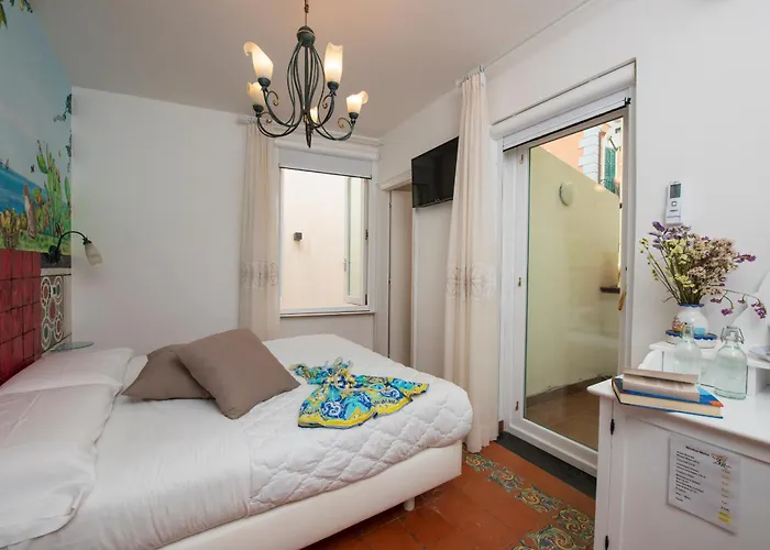 Готель Hotel Antica Repubblica In The Historical Center 2 Minutes Away,At 100Mt, From The Sea