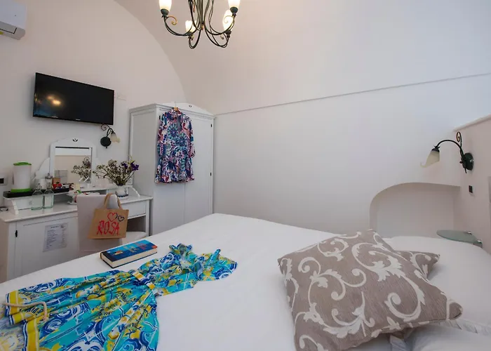 Hotel Antica Repubblica In The Historical Center 2 Minutes Away,At 100Mt, From The Sea Готель 3*