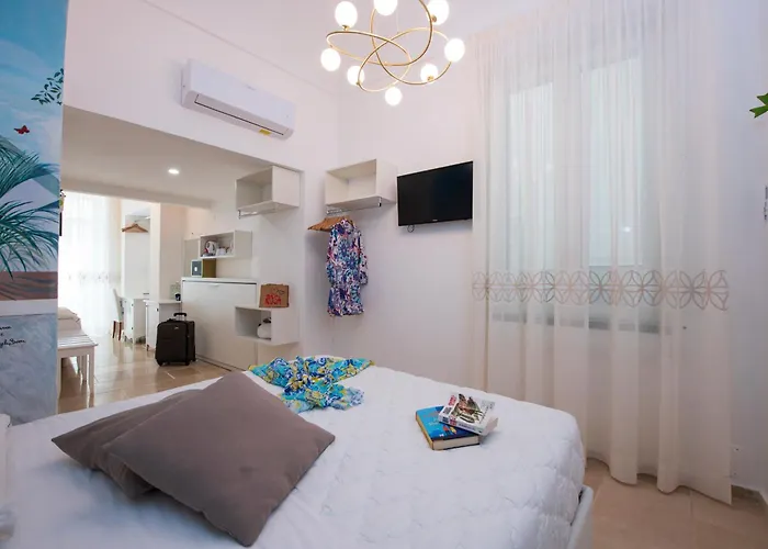 Hotel Antica Repubblica In The Historical Center 2 Minutes Away,At 100Mt, From The Sea Амальфі