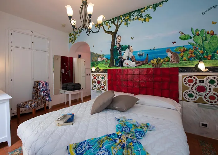 Hotel Antica Repubblica In The Historical Center 2 Minutes Away,At 100Mt, From The Sea Готель