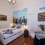 ホテル Antica Repubblica In The Historical Center 2 Minutes Away,at 100mt, From The Sea 3*