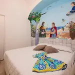 Hotel Antica Repubblica In The Historical Center 2 Minutes Away,at 100mt, From The Sea Amalfi