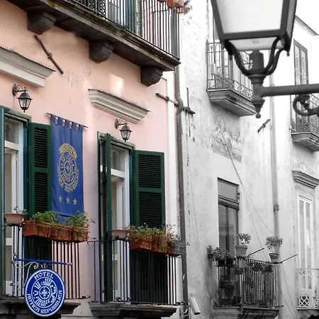 Antica Repubblica In The Historical Center 2 Minutes Away,at 170mt, From The Sea Готель