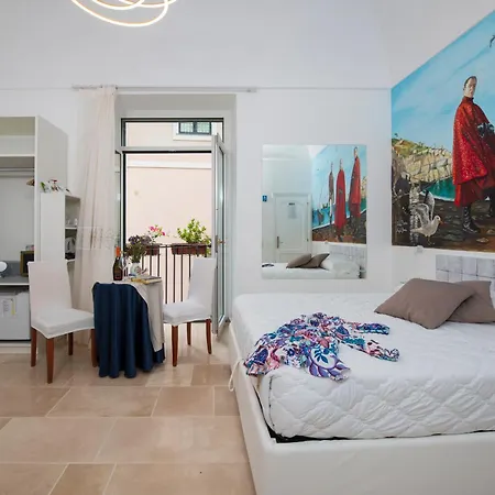 Готель Antica Repubblica In Center At 100mt From The Sea 3*