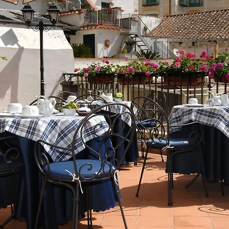 Antica Repubblica In The Historical Center 2 Minutes Away,at 170mt, From The Sea Hotel Amalfi
