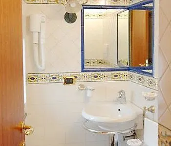 Antica Repubblica In The Historical Center 2 Minutes Away,at 170mt, From The Sea 3*