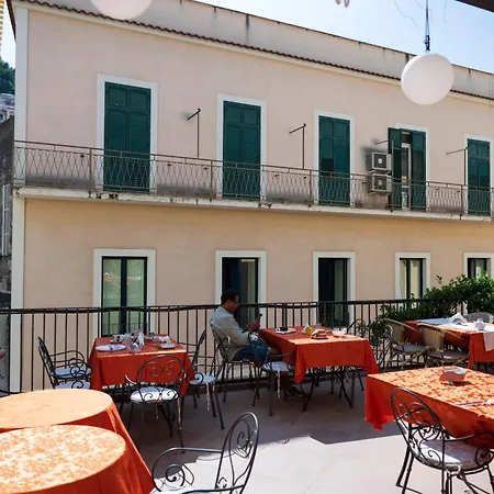 Hotel Antica Repubblica In Center At 100mt From The Sea Amalfi