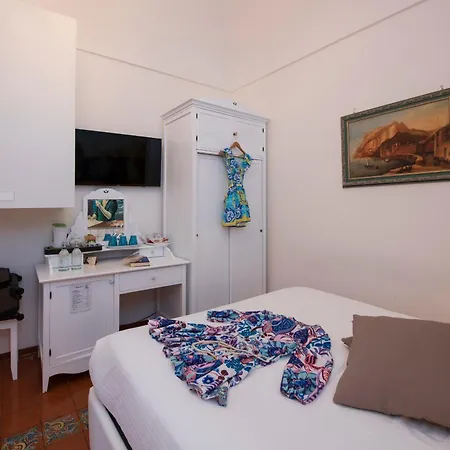 Antica Repubblica In The Historical Center 2 Minutes Away,at 170mt, From The Sea 3* Амальфі